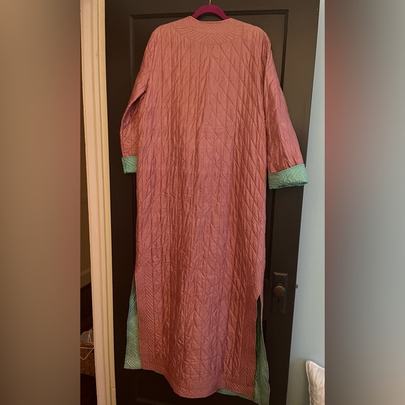 Vintage 1970’s Bill Tice silk robe - Picture 2 of 8